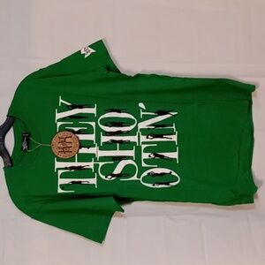 K1X Green White Black "They Shootin" Graphic Basketball Tee Size L NWT